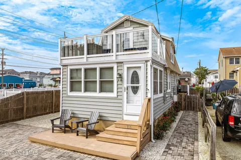 101 E 30th Street, Ship Bottom, NJ 08008 - #: 22507053