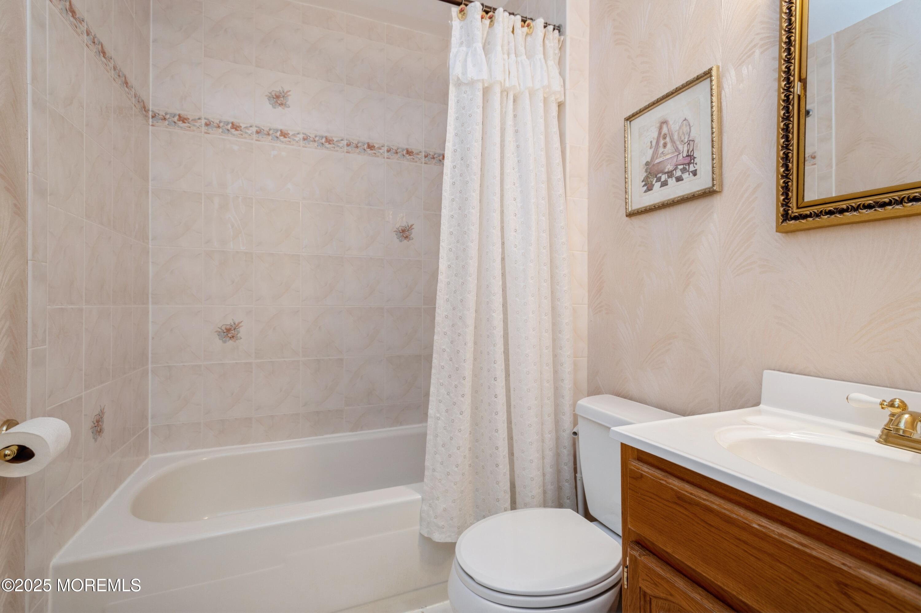 635 Harmony Road, Middletown, New Jersey image 16