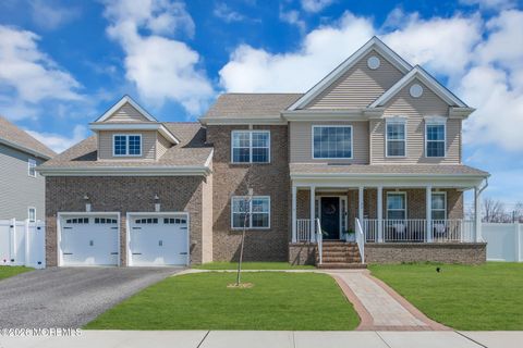 Photo of 32 Tasha Lane, Howell, NJ 07731 (MLS # 22609726)