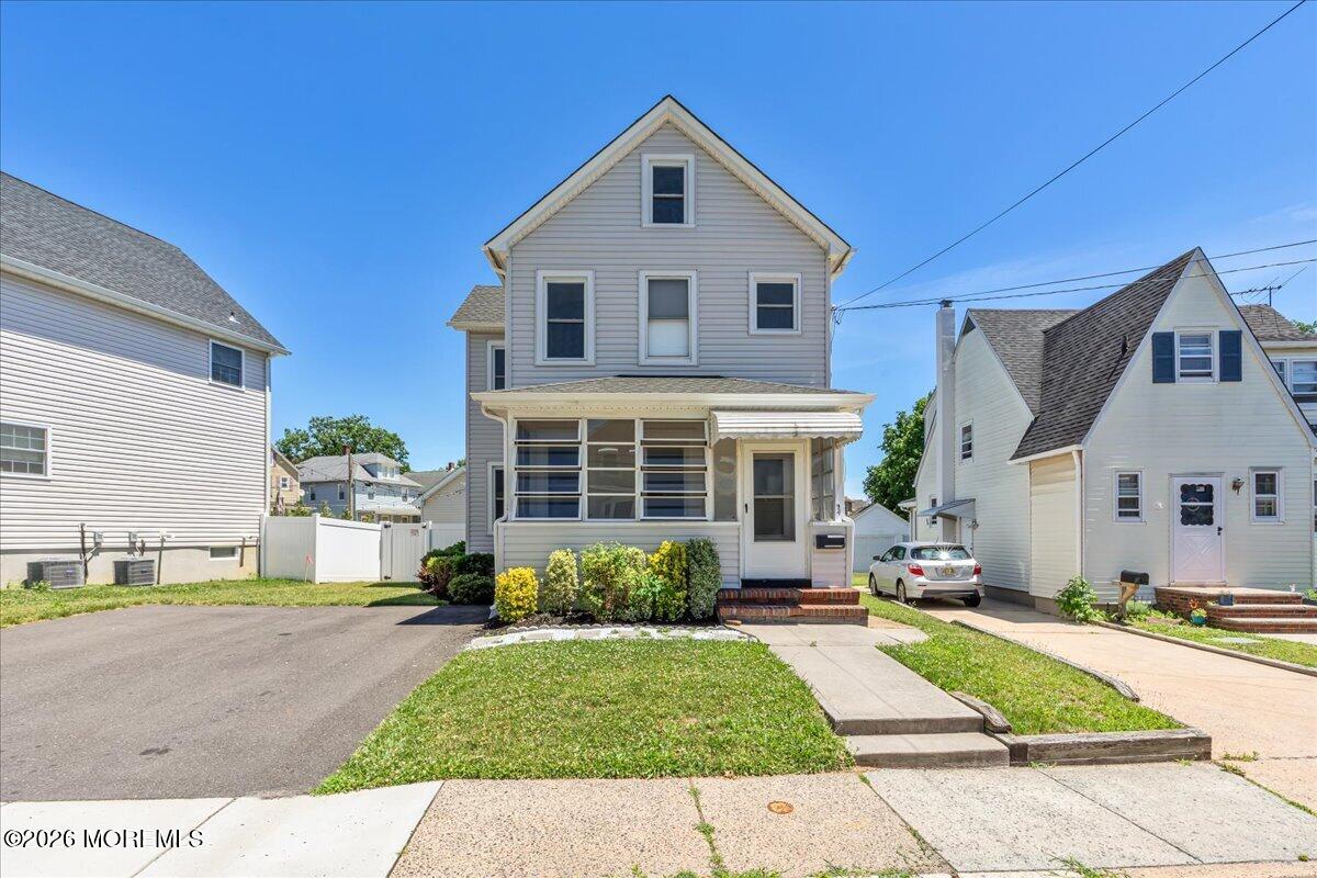 94 Riva Avenue