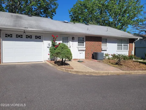 MLS: 22614535