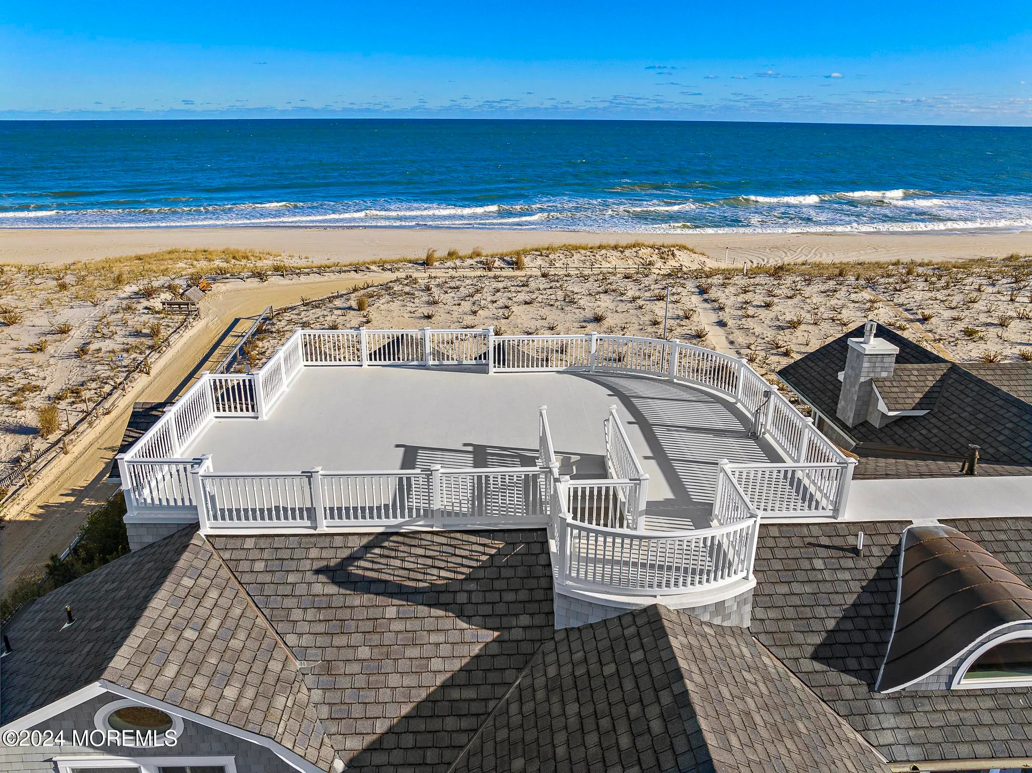 Long Beach Twp, New Jersey 08008, United States, 7 Bedrooms Bedrooms, ,9 BathroomsBathrooms,Residential,Active,130939