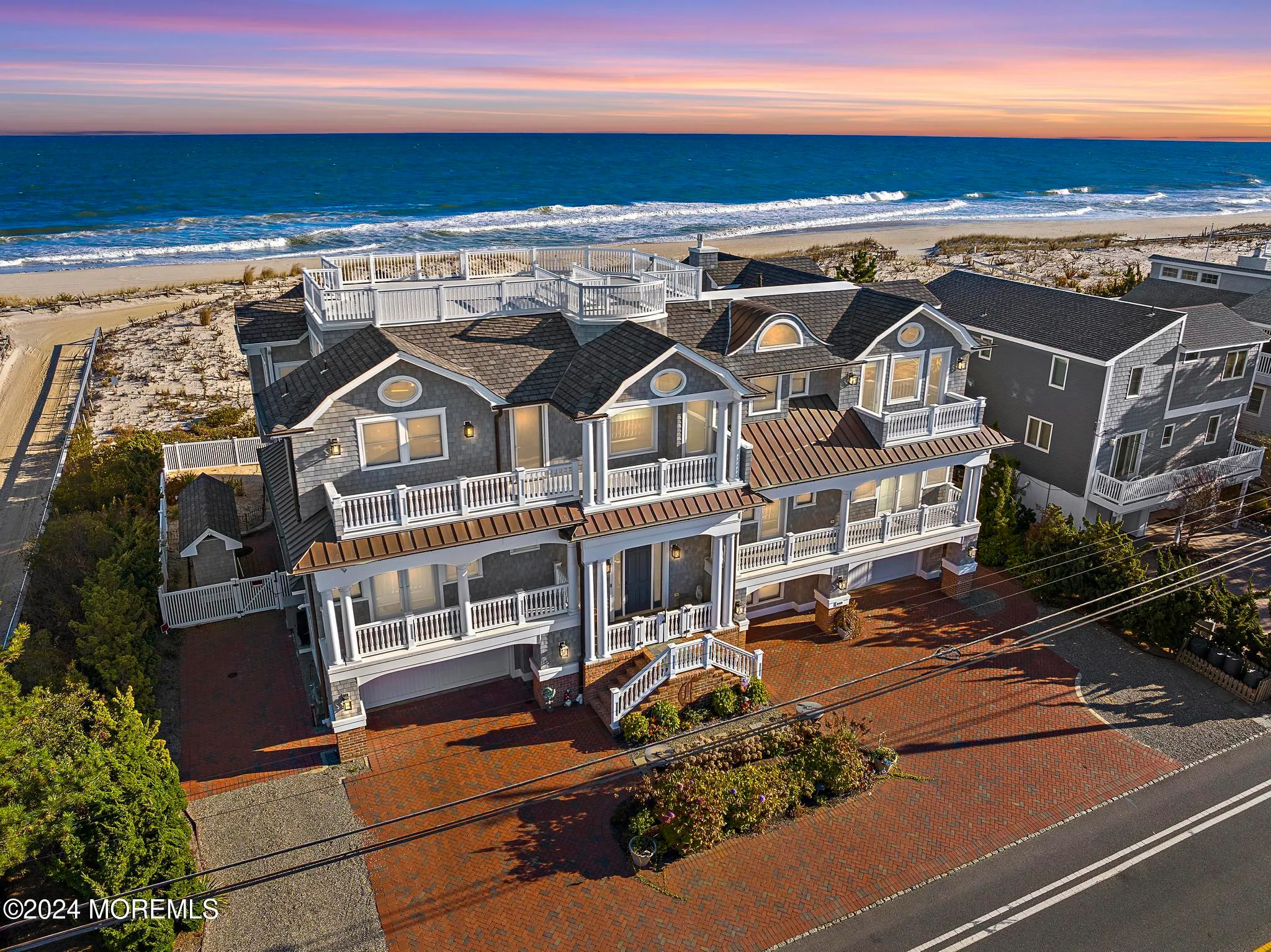 Long Beach Twp, New Jersey 08008, United States, 7 Bedrooms Bedrooms, ,9 BathroomsBathrooms,Residential,Active,130939