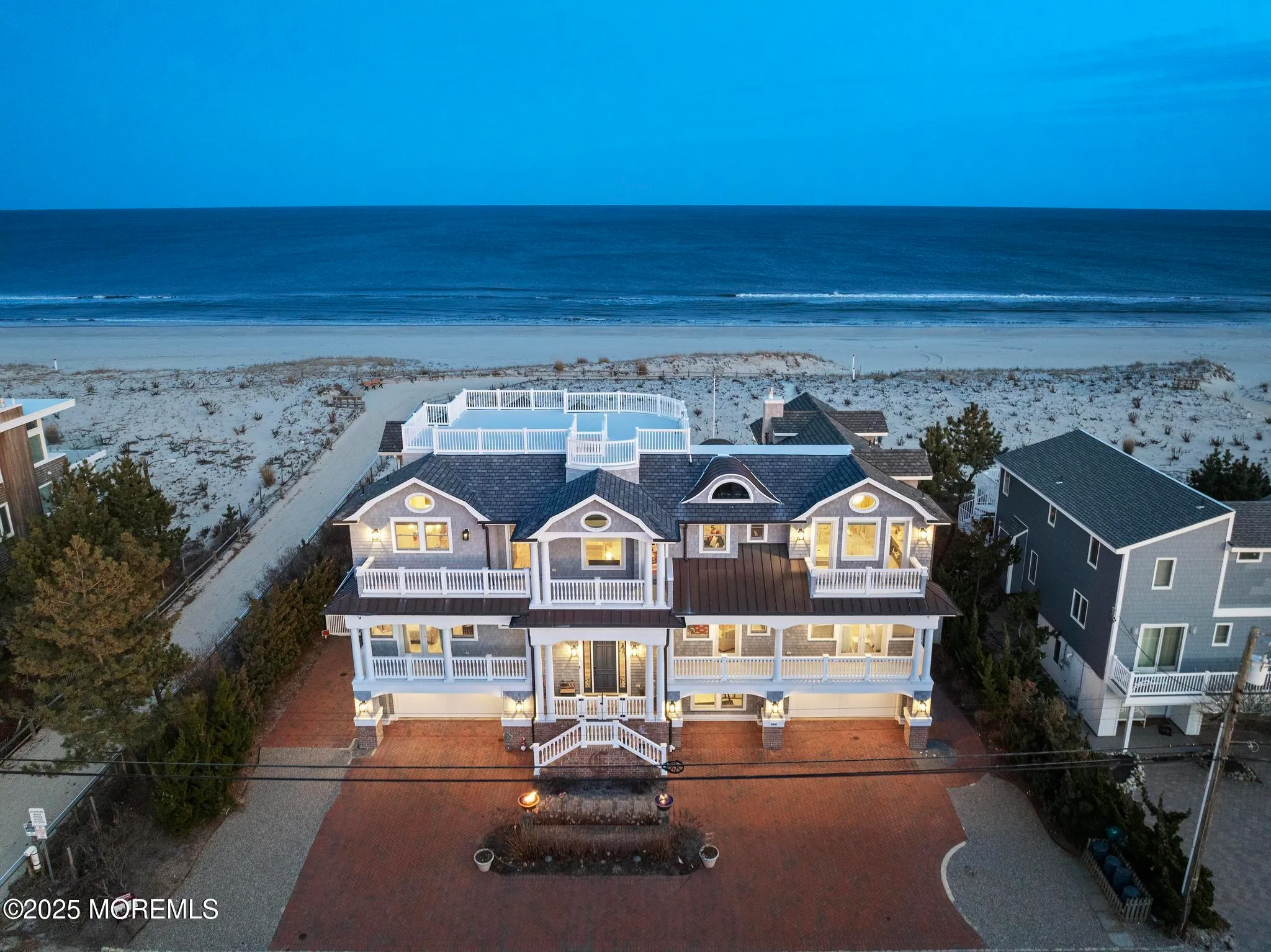 Long Beach Twp, New Jersey 08008, United States, 7 Bedrooms Bedrooms, ,9 BathroomsBathrooms,Residential,Active,130939