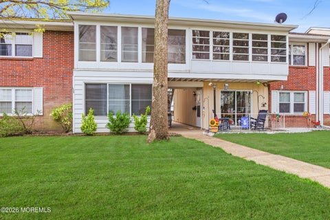 Condo For Sale - 48G Cambridge Court<br/> Ocean County, Lakewood, NJ 08701