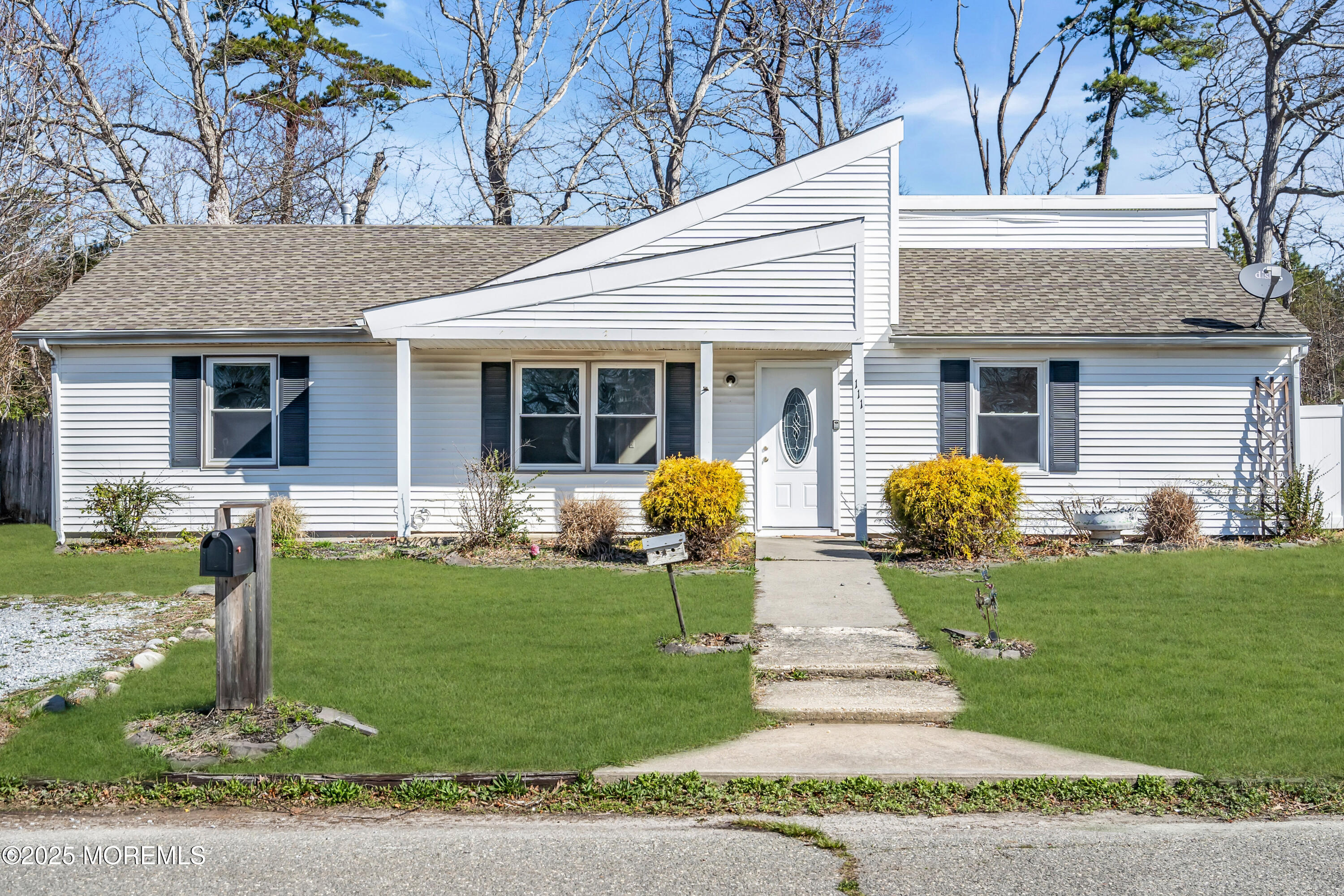 111 Buckhorn Lake Court, Little Egg Harbor, New Jersey image 1