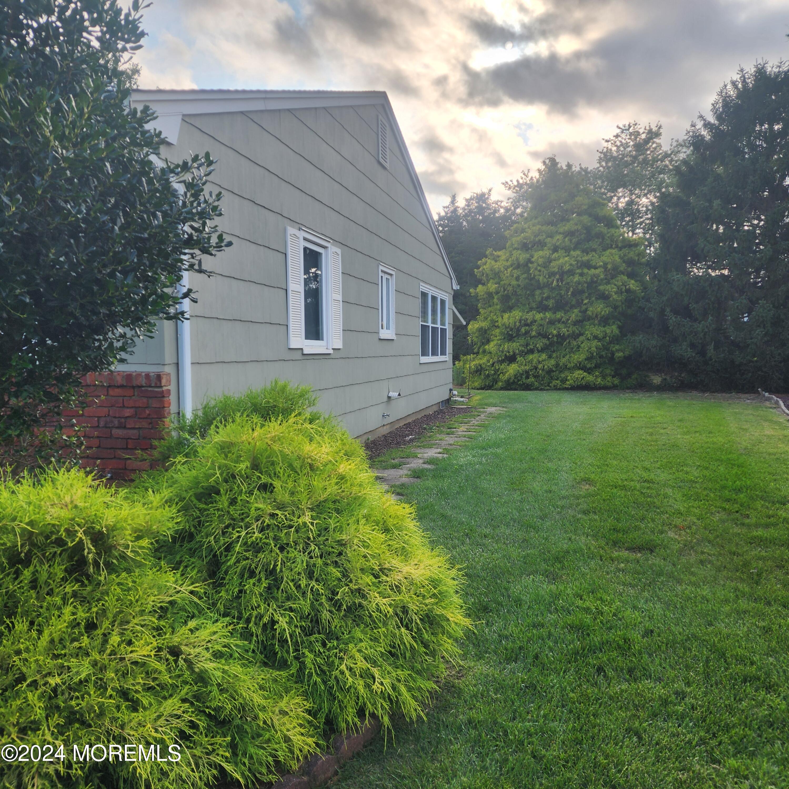 18 Ely Court, Toms River, New Jersey image 4