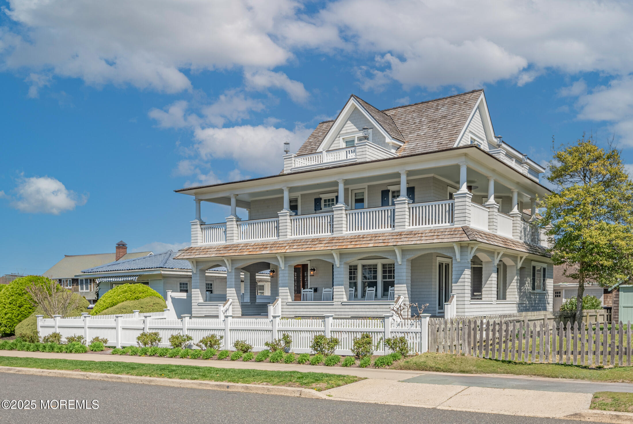 26 Bridge, Bay Head, New Jersey image 4