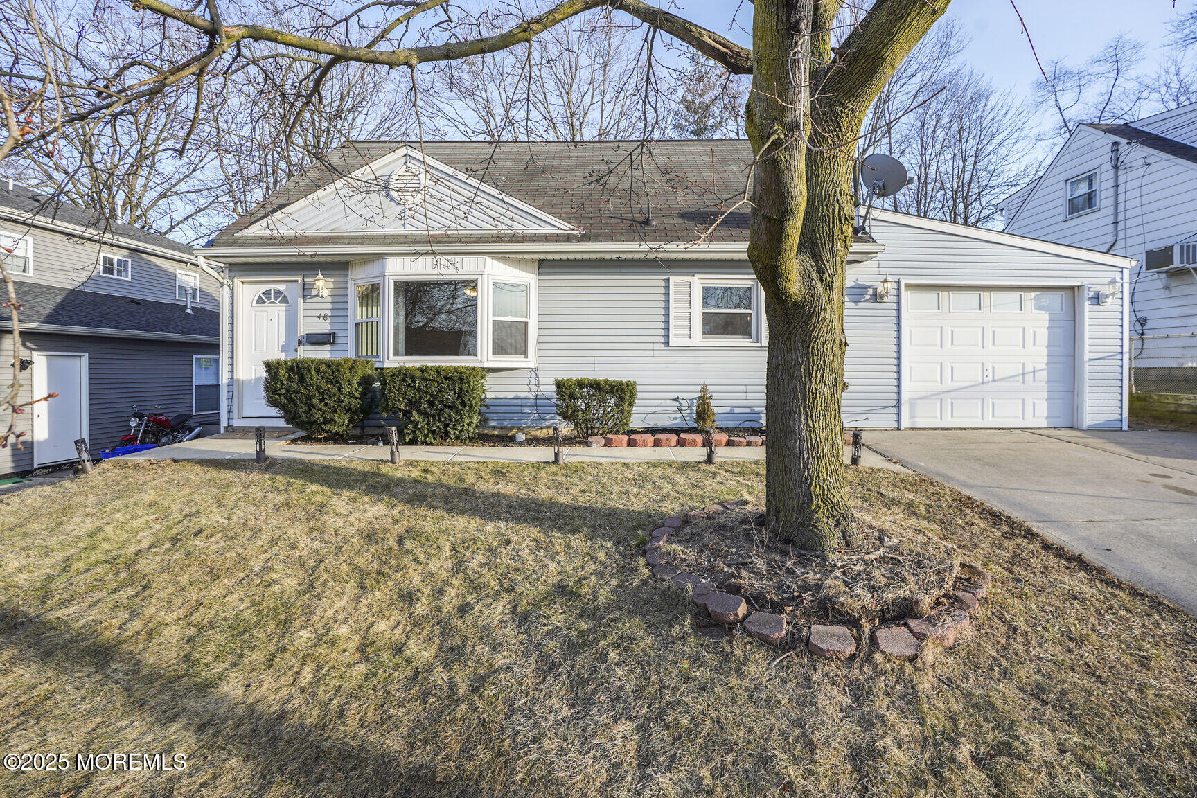 48 Pinetree Drive, Parlin, New Jersey image 2