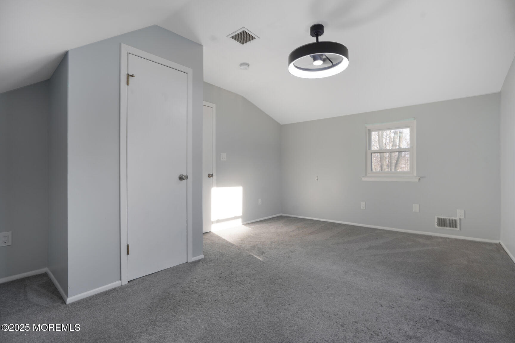 48 Pinetree Drive, Parlin, New Jersey image 14