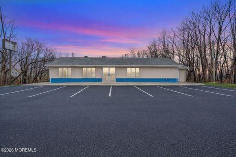 320 State Route 33 Manalapan NJ 07726