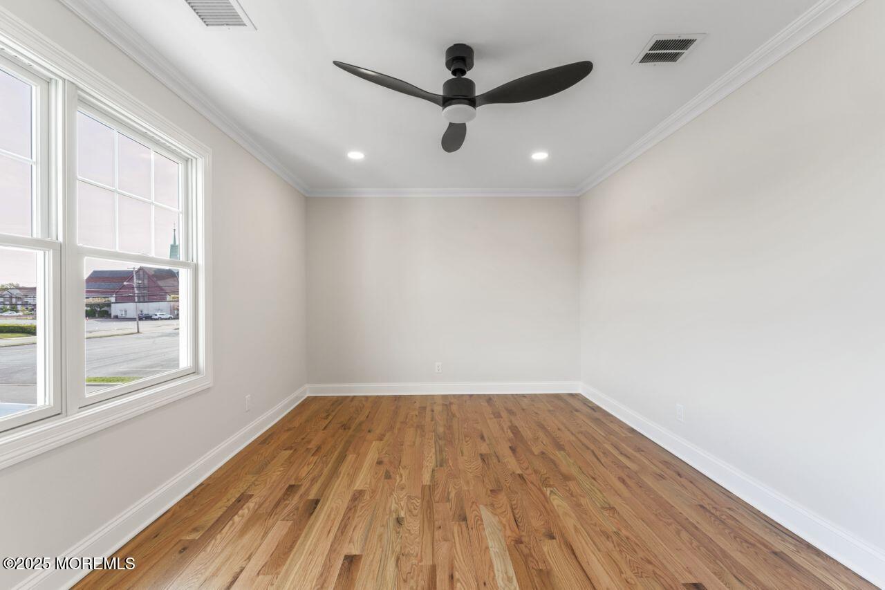 516 Aumack Avenue, Union Beach, New Jersey image 37