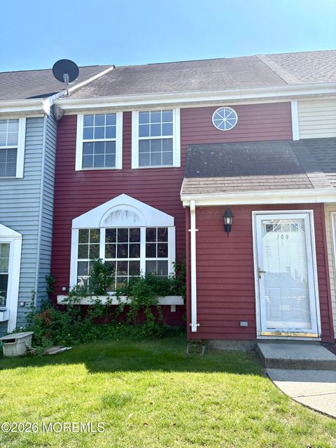 Condo For Rent - 709 Lady Slipper Court #709<br/> Tuckerton, NJ 08087