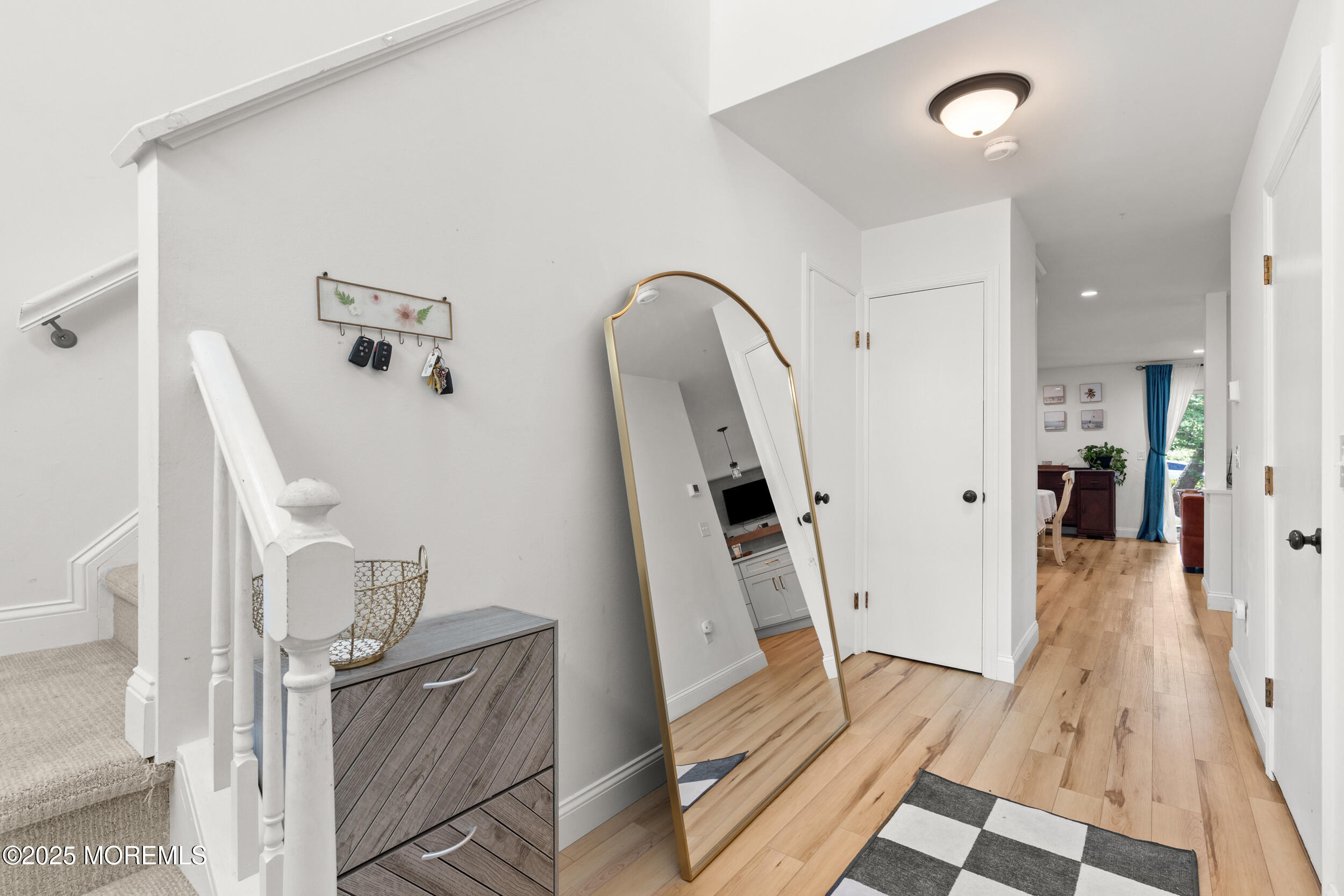 24 Shore Drive, Long Branch, New Jersey image 7