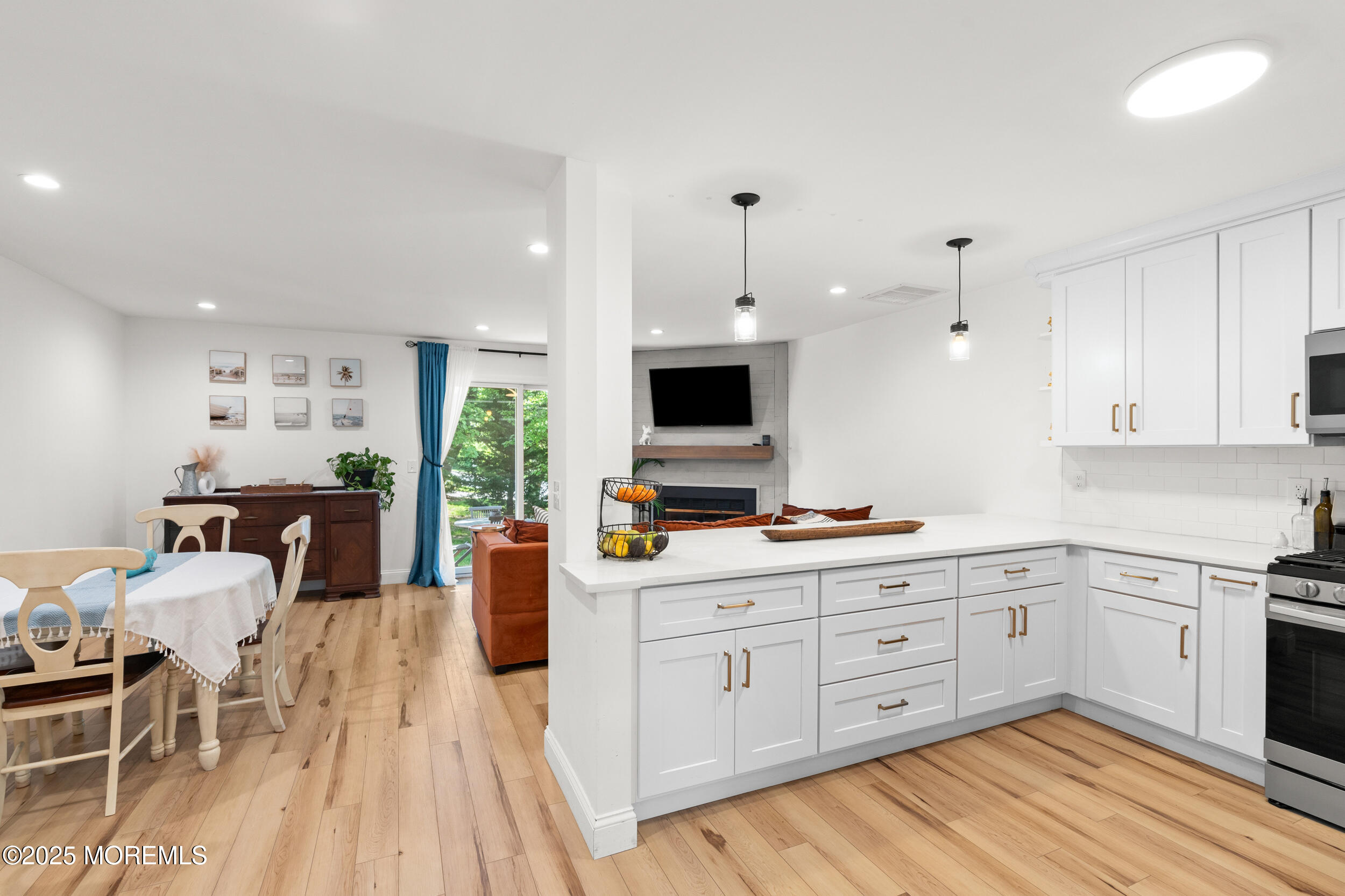 24 Shore Drive, Long Branch, New Jersey image 8