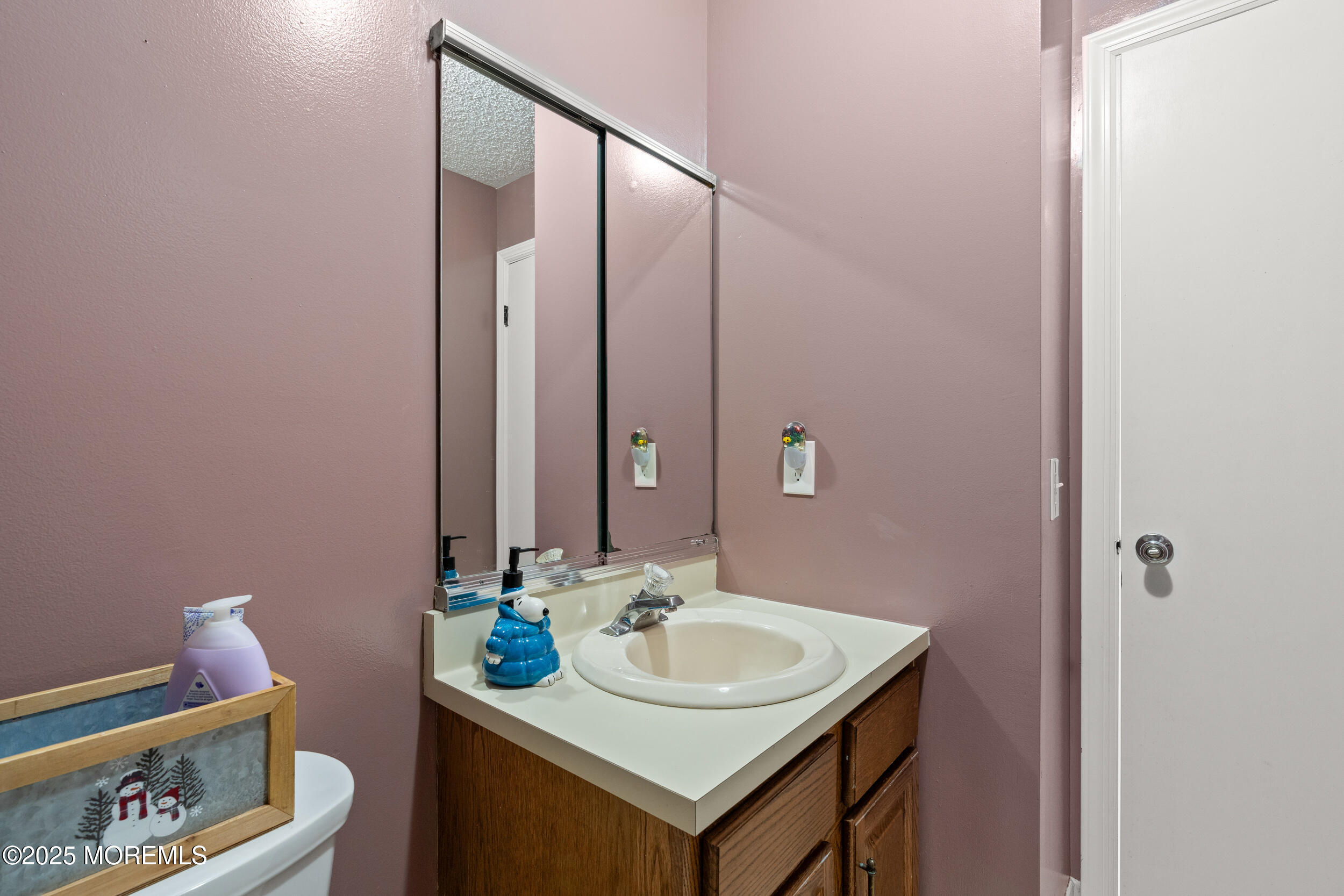 24 Shore Drive, Long Branch, New Jersey image 22