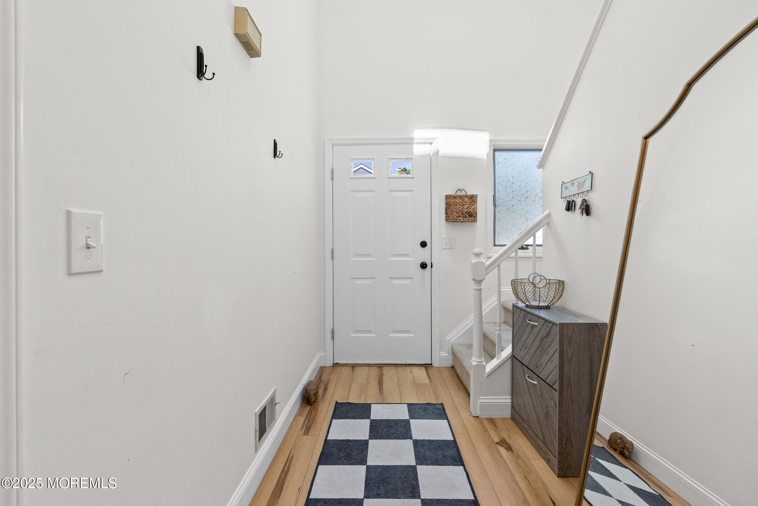 24 Shore Drive, Long Branch, New Jersey image 4