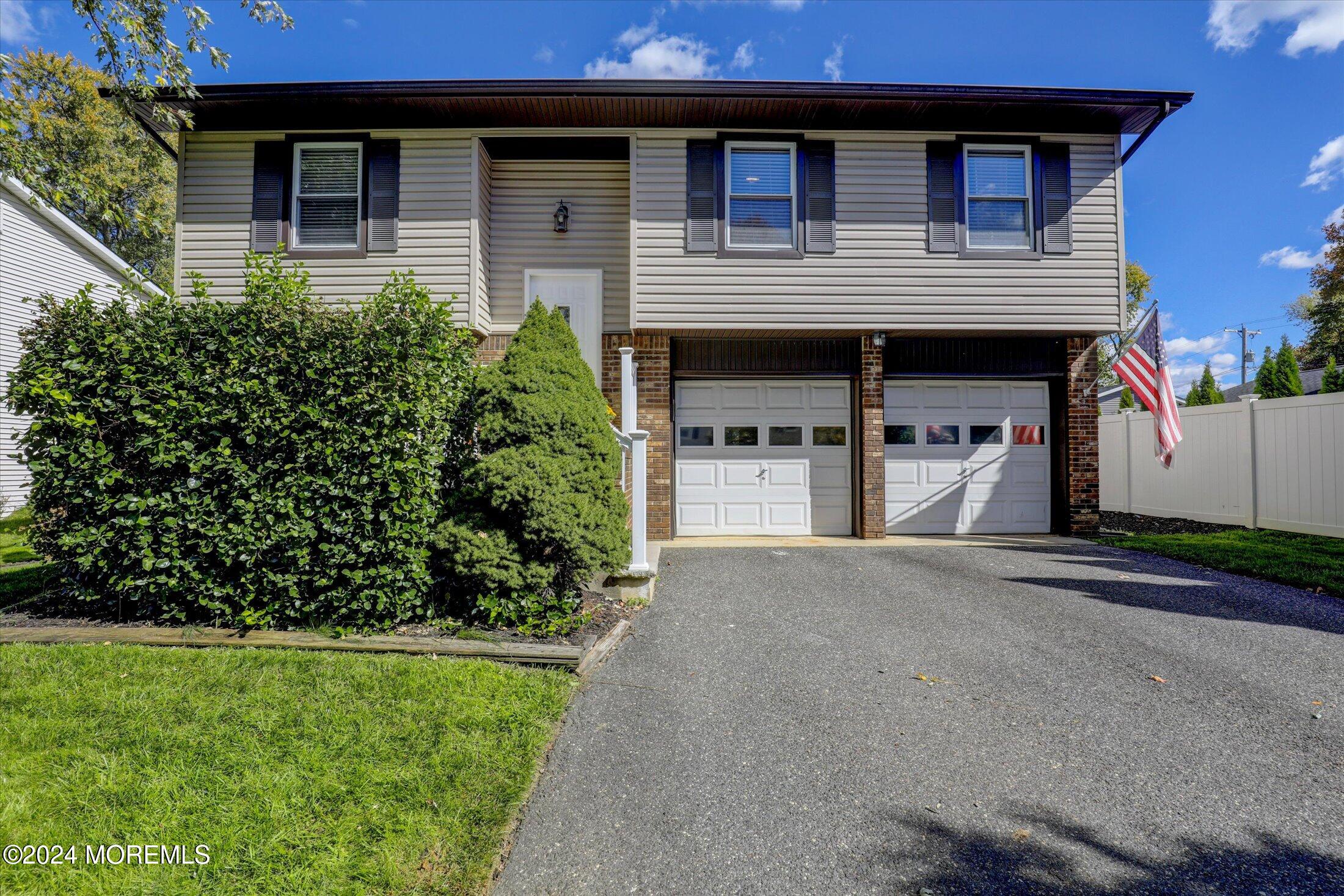 52 Walnut Street, Farmingdale, New Jersey image 1