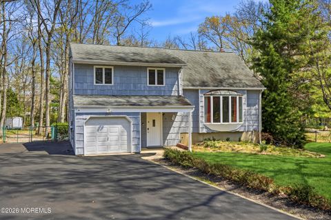 Photo of 9 Rutland Place, Eatontown, NJ 07724 (MLS # 22610671)