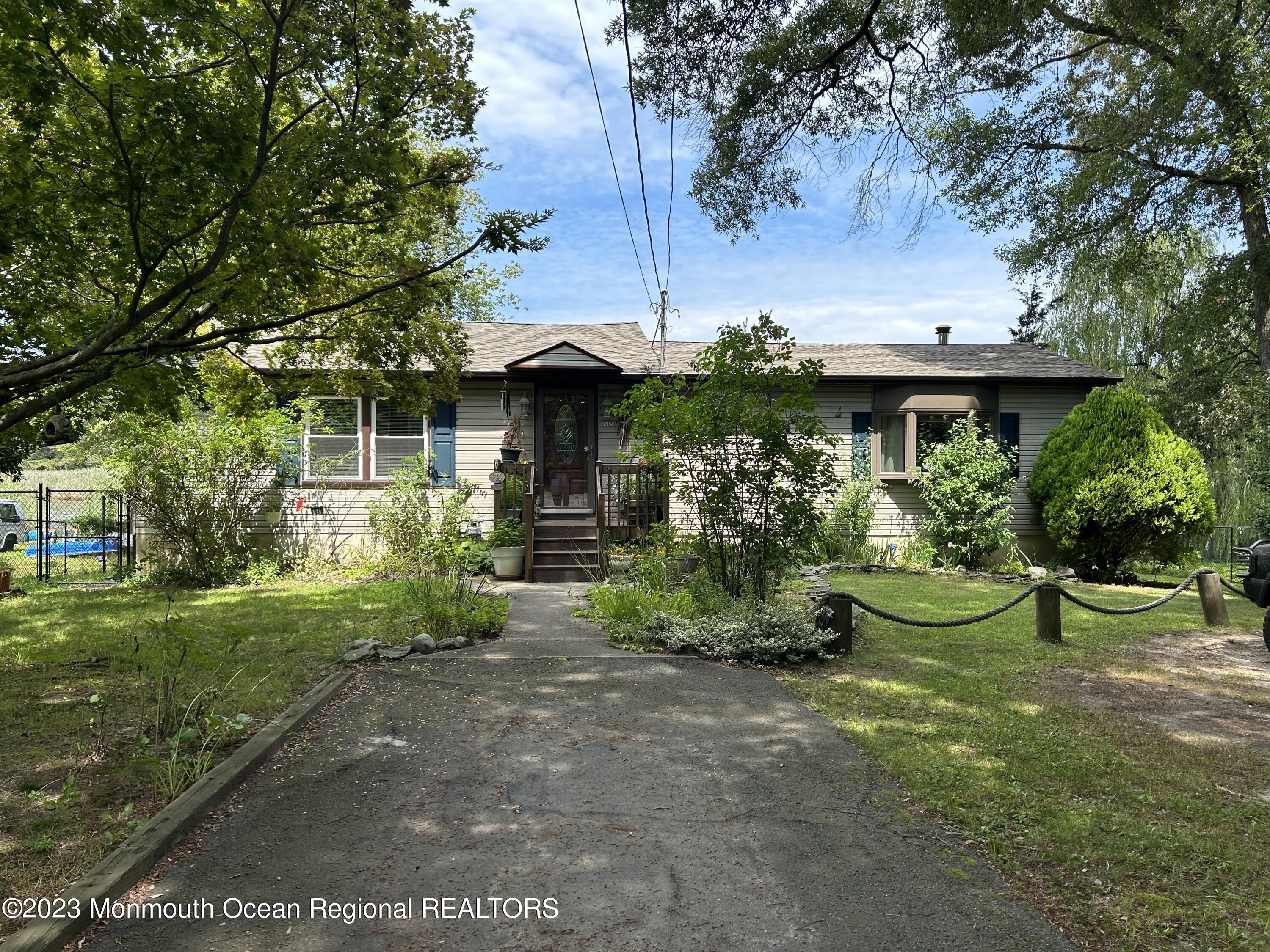 417 Riverside Drive, Bayville, New Jersey image 1