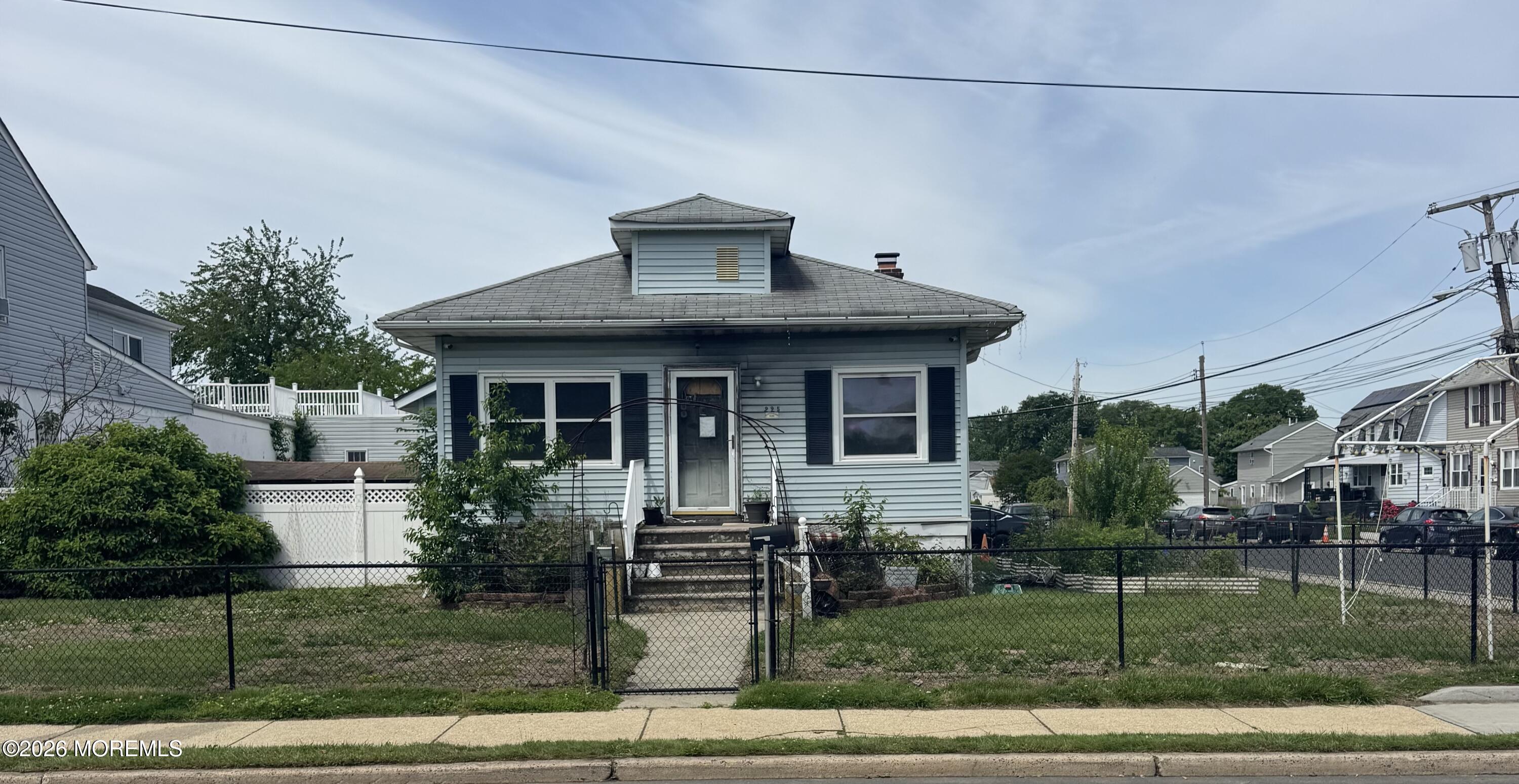 Photo 1 of 10 — 225 Carr Avenue, Keansburg, NJ 07734