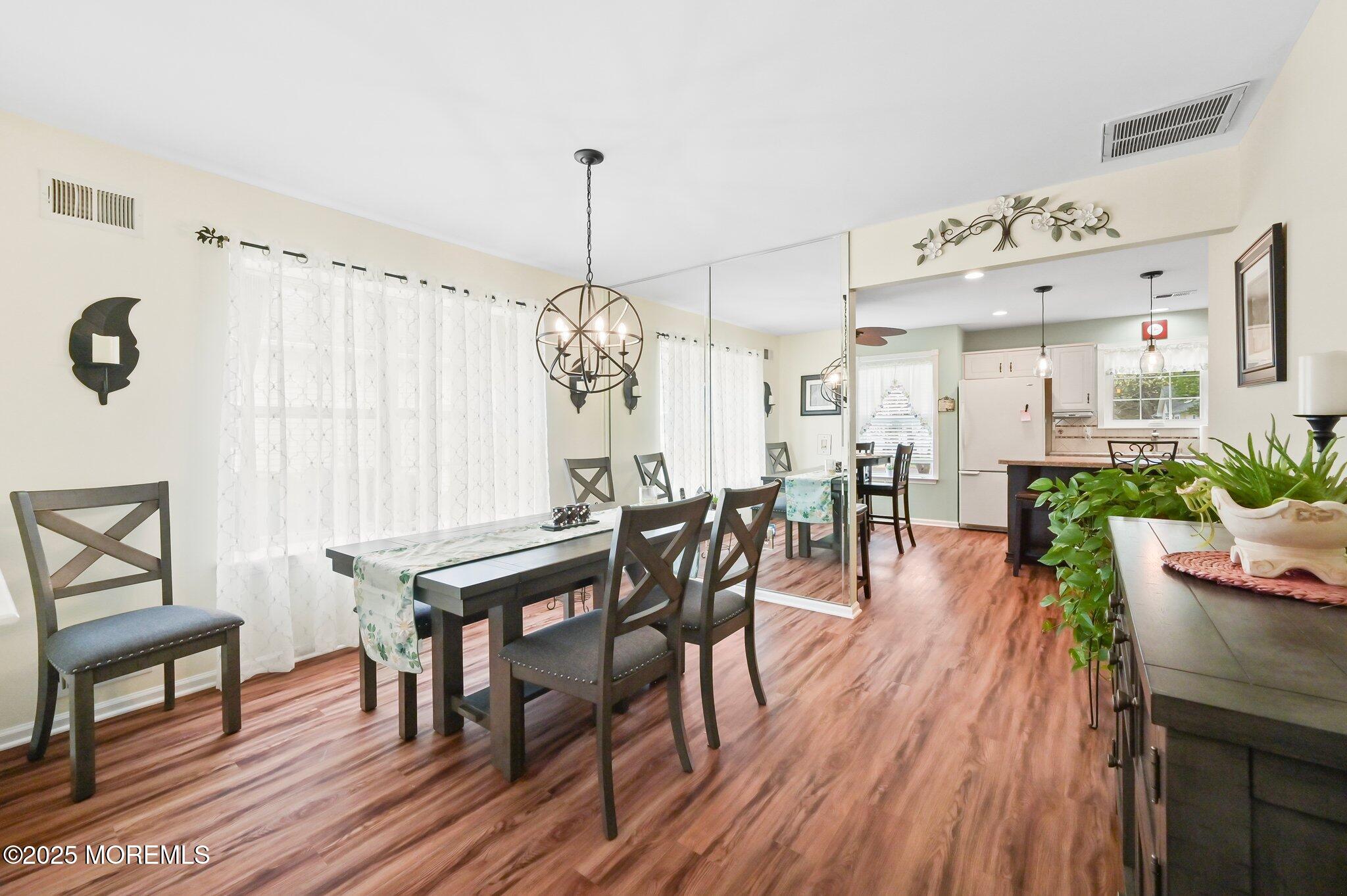 2705 Brookdale Court, Toms River, New Jersey image 10