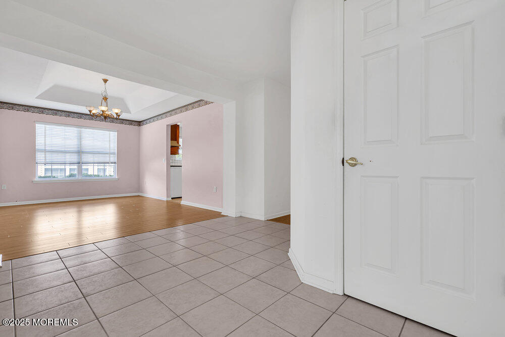 3167 Wood Spring Lane, Toms River, New Jersey image 7