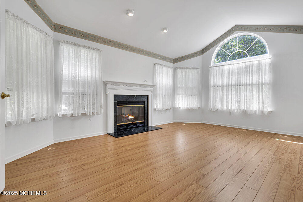 3167 Wood Spring Lane, Toms River, New Jersey image 8