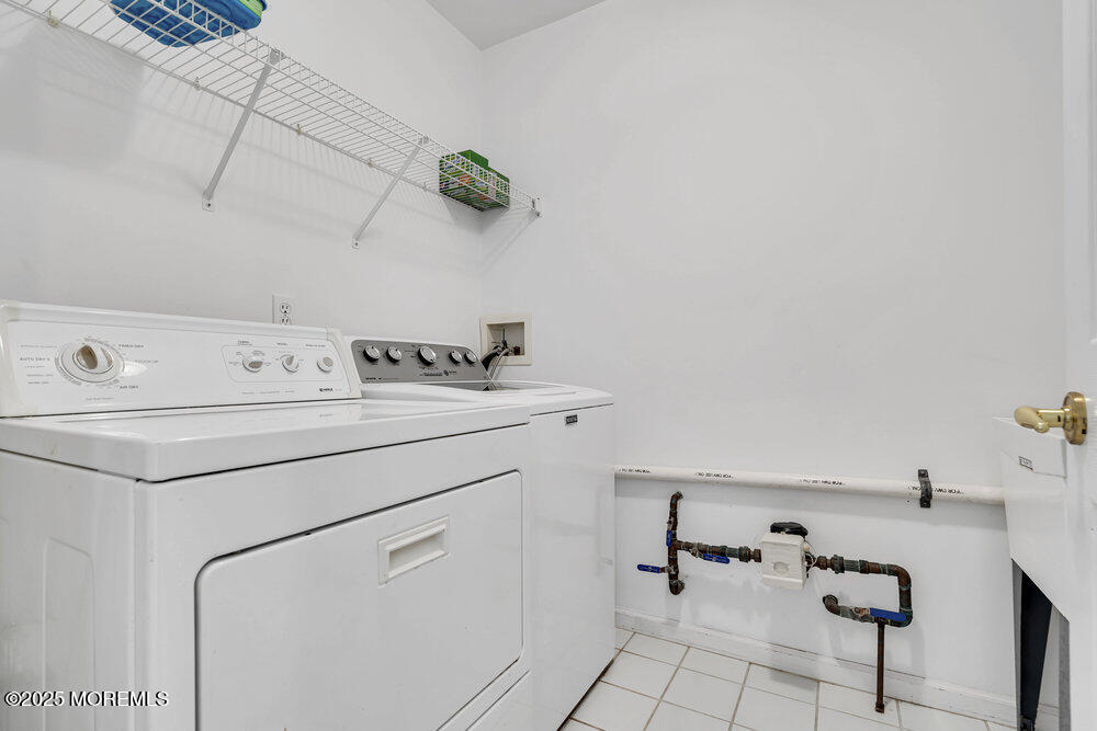 3167 Wood Spring Lane, Toms River, New Jersey image 23