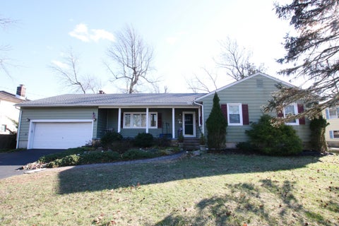 Homes For Rent - 450 Redmond Avenue<br/> Monmouth County, Oakhurst, NJ 07755