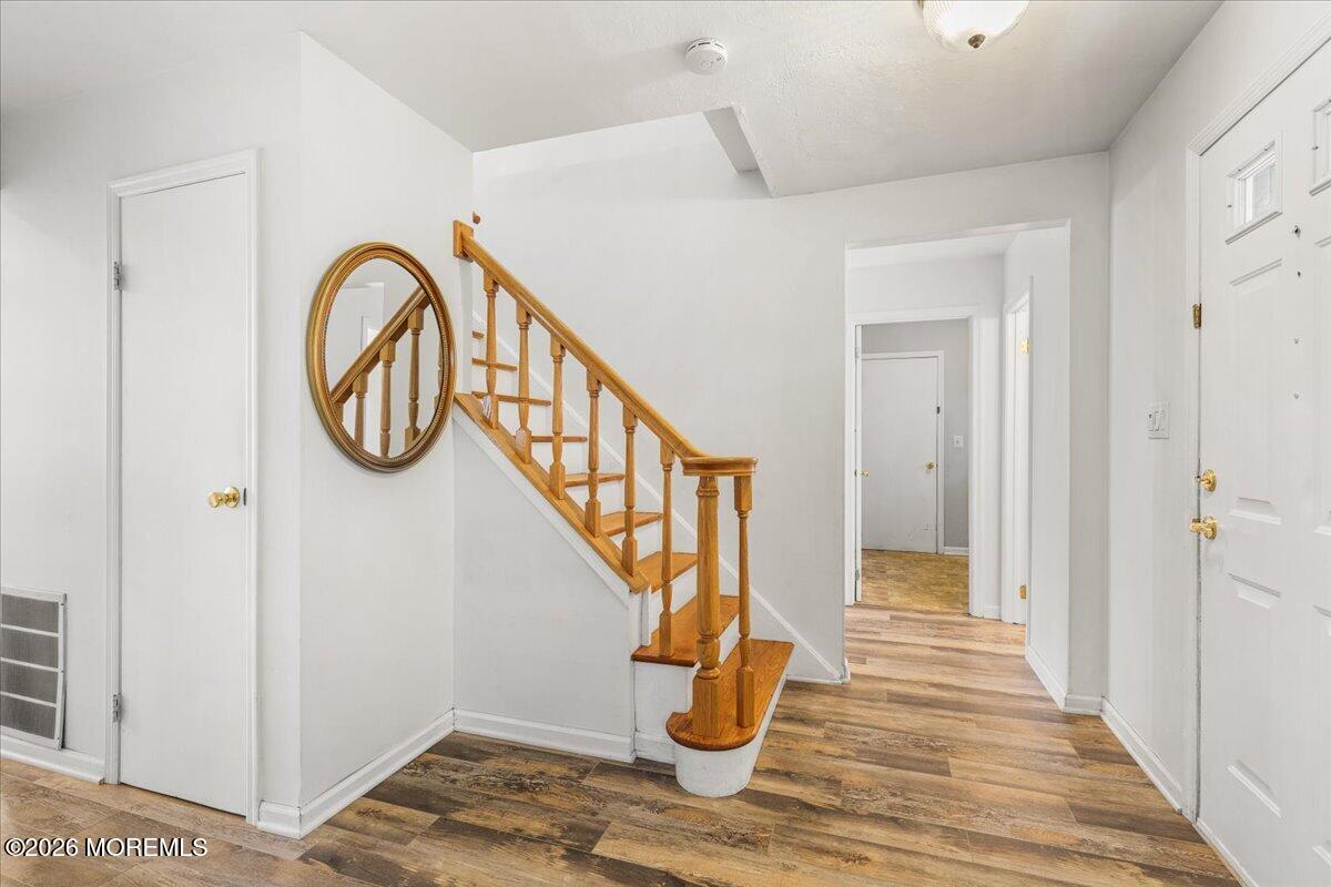 28 Bunker Hill Drive