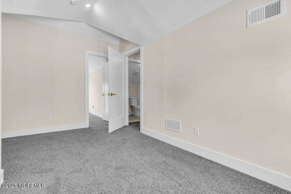 208 Liverpool Avenue, Egg Harbor City, New Jersey image 33