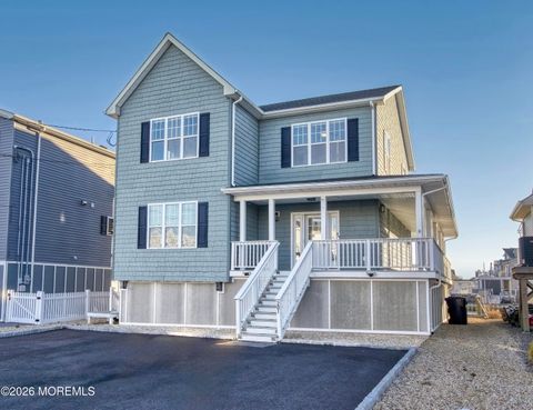 Homes For Sale - 201 Cartagena Drive<br/> Brick, NJ 08723