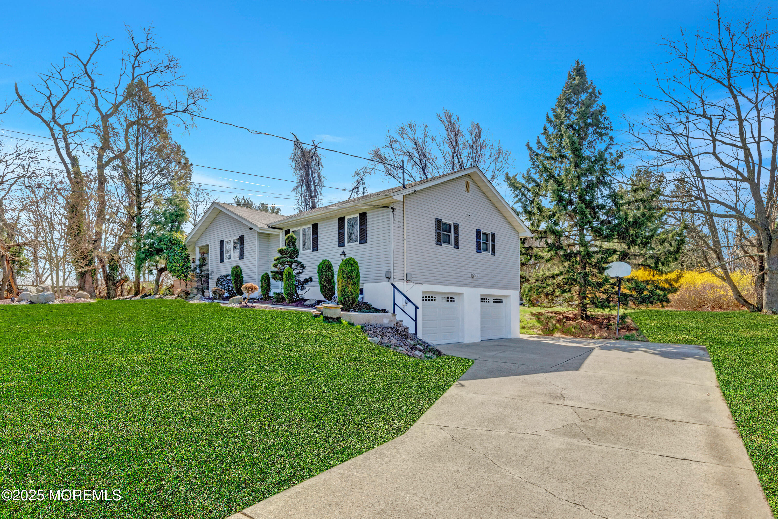 240 Burlington Road, Freehold, New Jersey image 2
