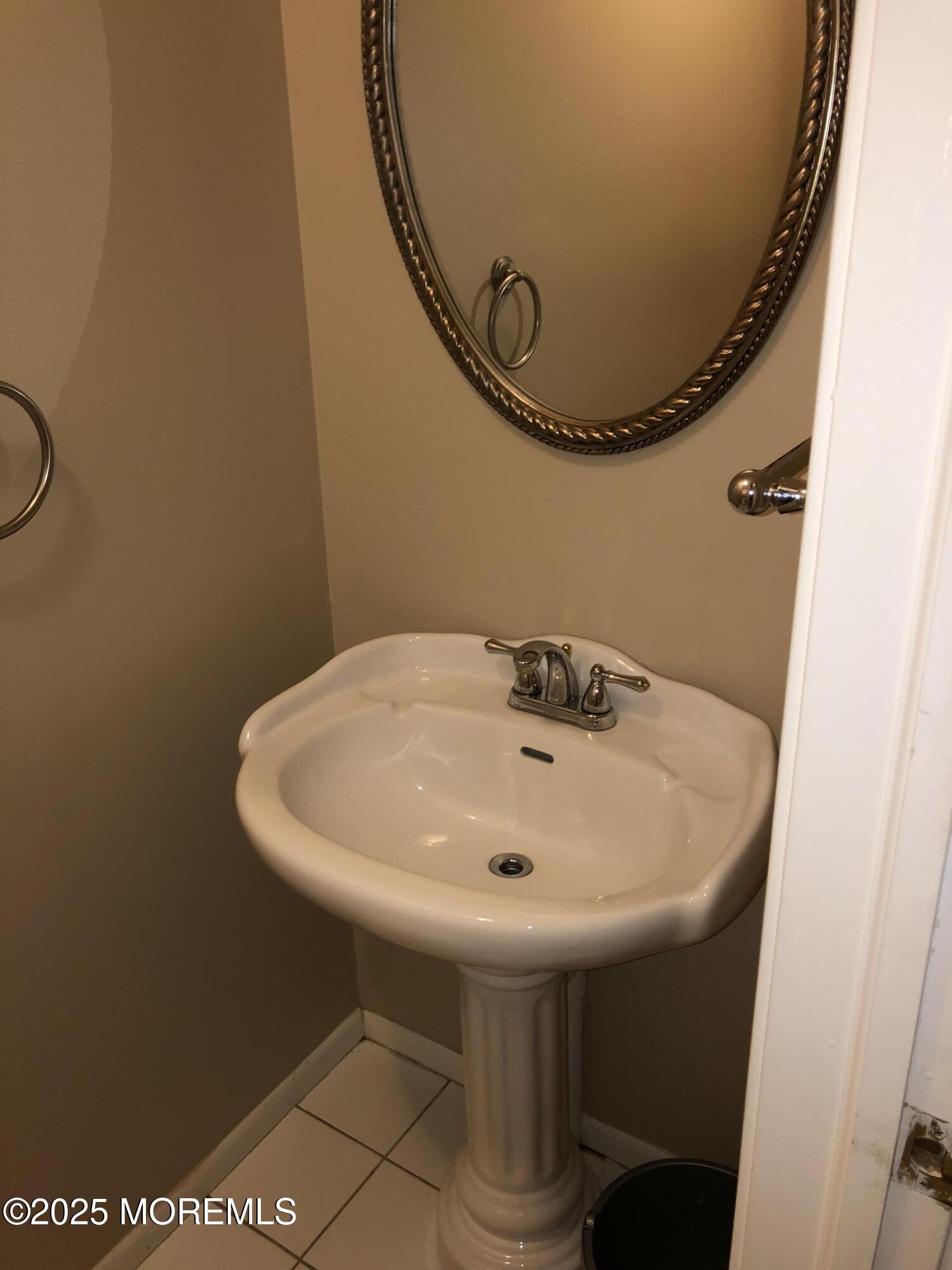 152 Chestnut Way #15-2, Manalapan, New Jersey image 13