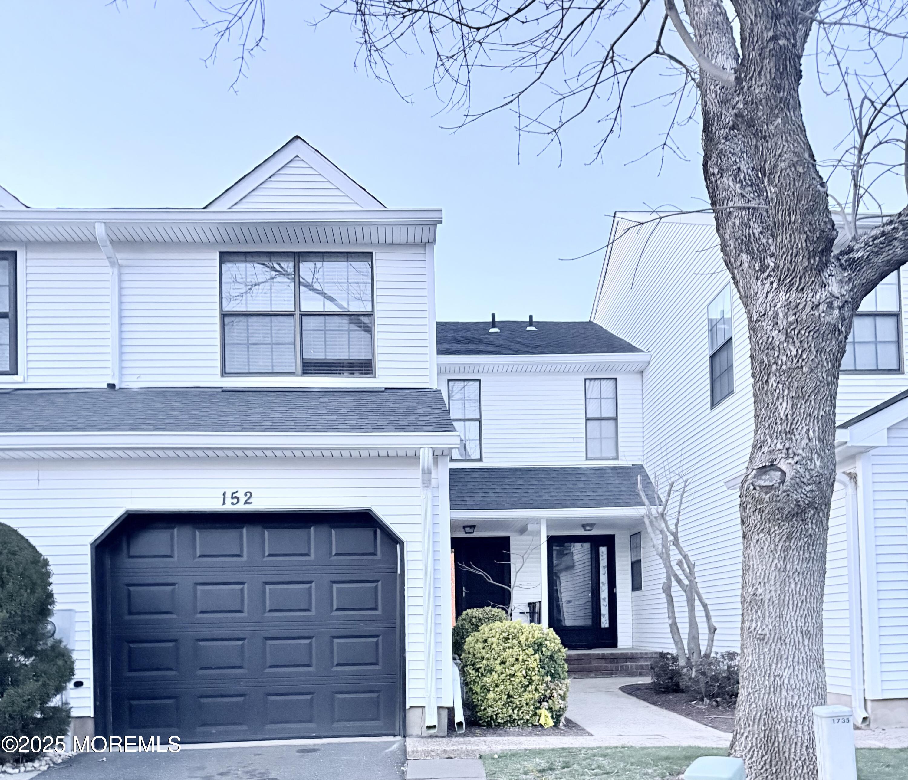 152 Chestnut Way #15-2, Manalapan, New Jersey image 1