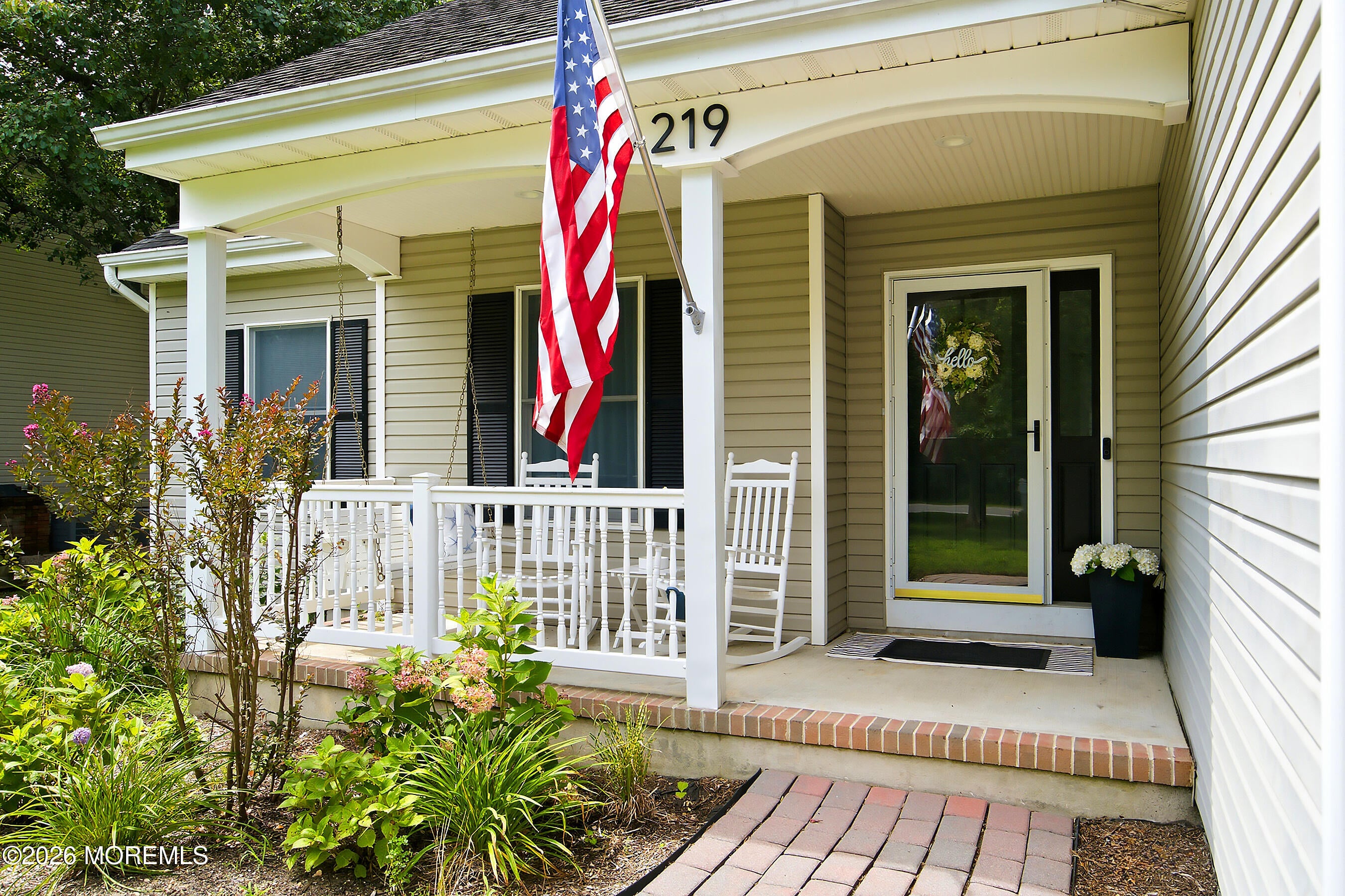 219 Hilliard Boulevard