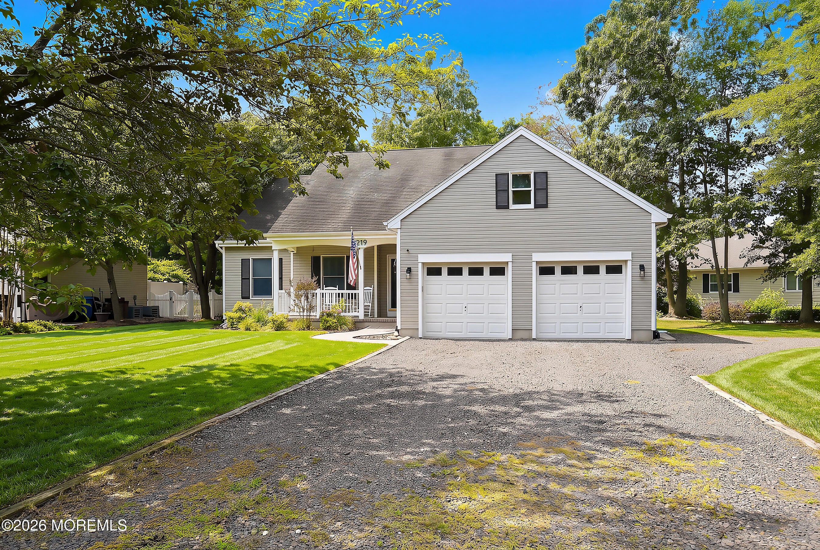 219 Hilliard Boulevard