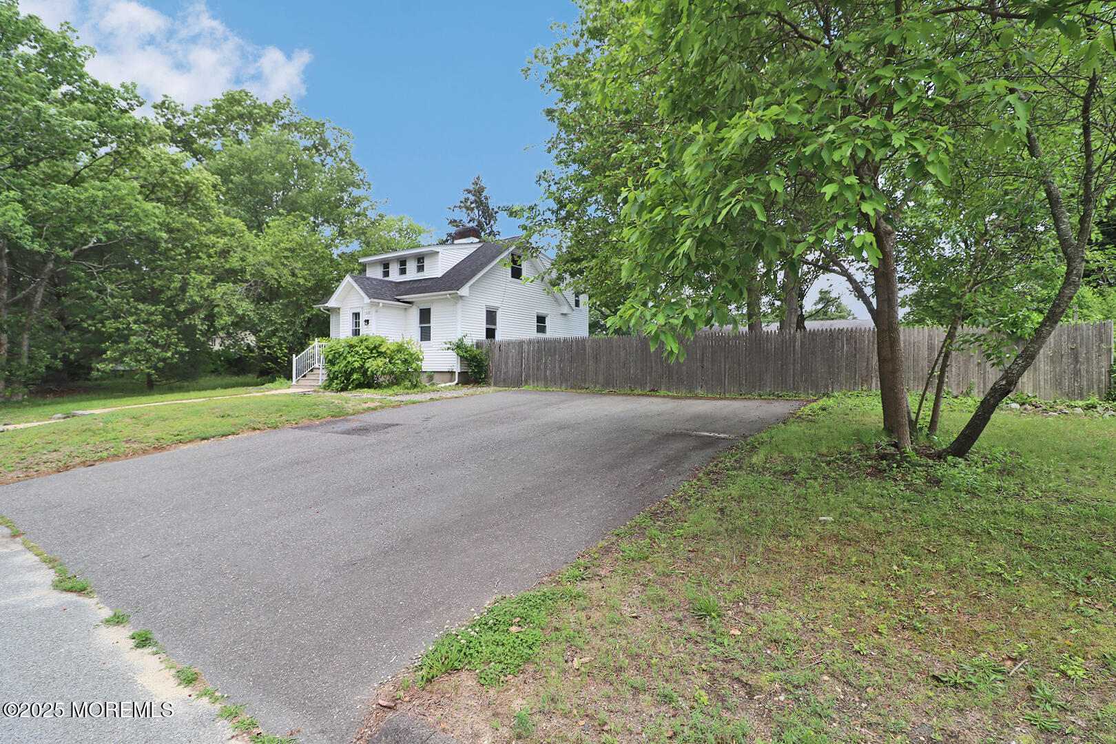 1600 Lawrence Avenue, Toms River, New Jersey image 3
