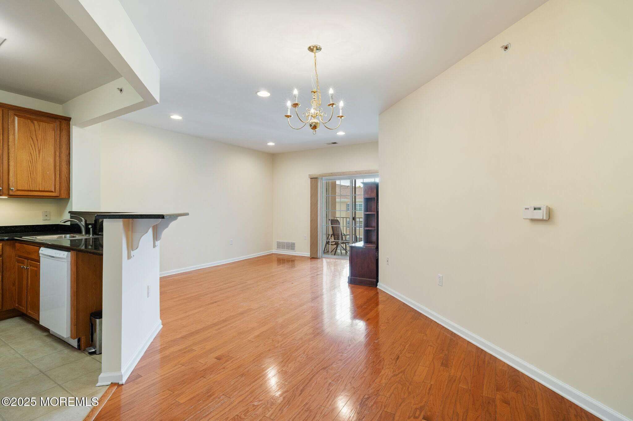 540 Cranbury Road #407, East Brunswick, New Jersey image 4
