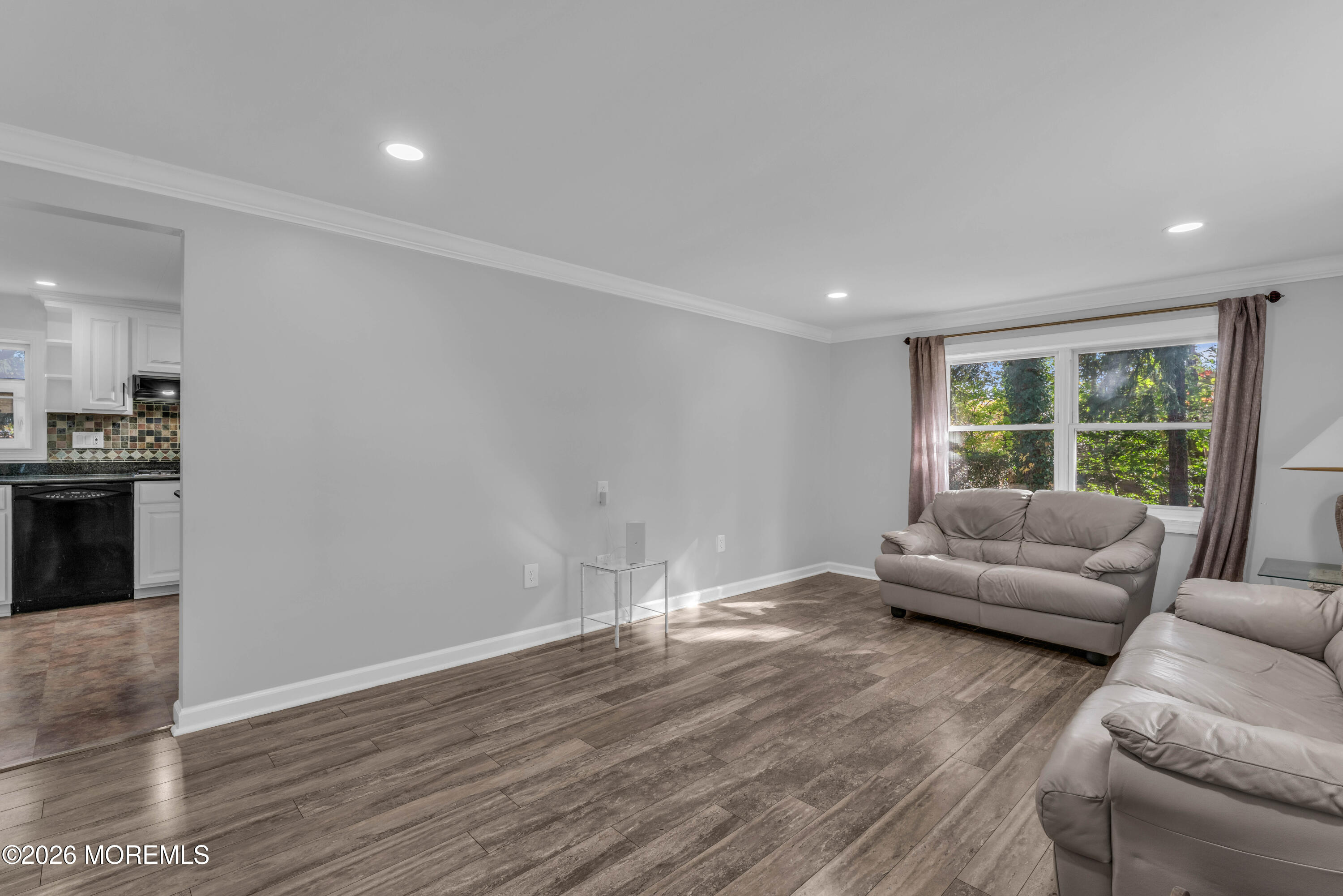 927 Indian Hill Road