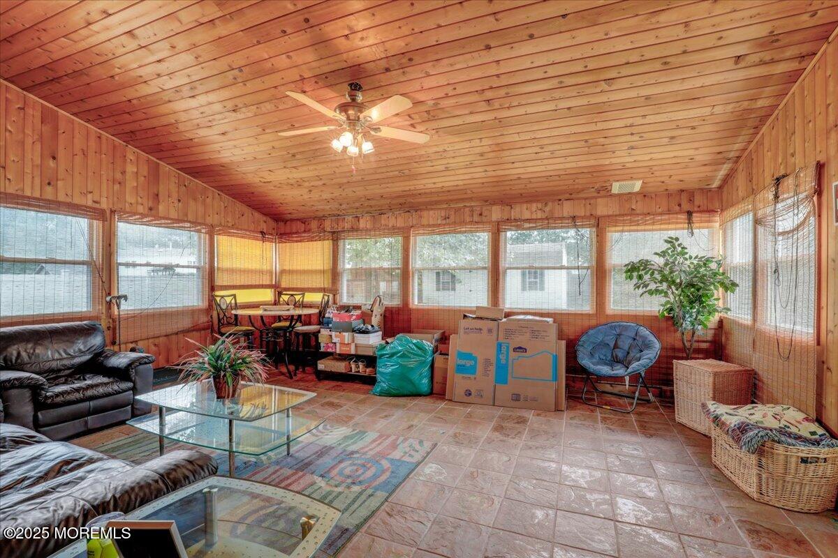 4 Calt Drive, Hazlet, New Jersey image 15