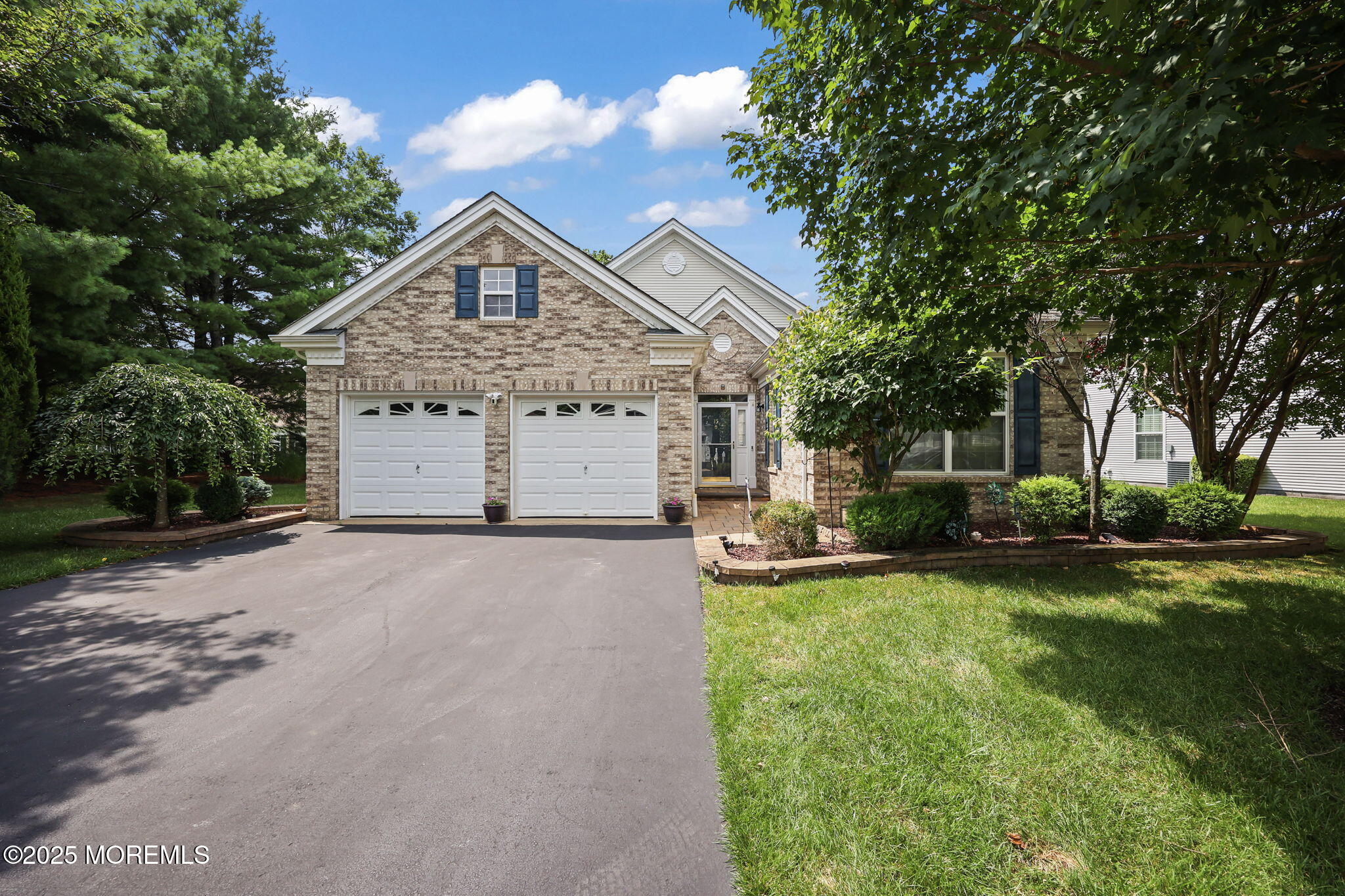 15 Nottingham Way