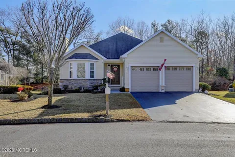 74 Foxwood Road, Lakewood, NJ 08701 - #: 22601513