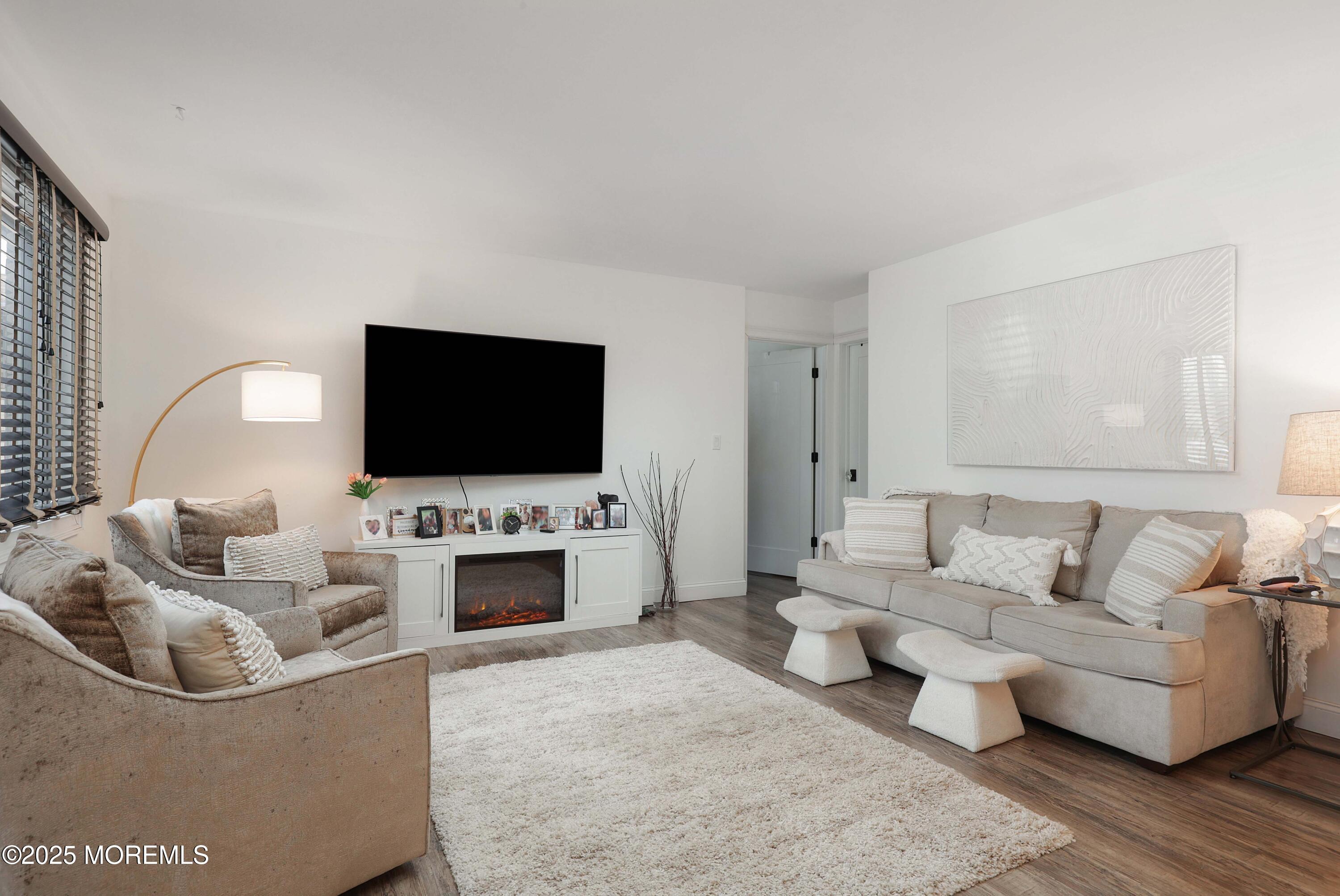 126 Manchester Court