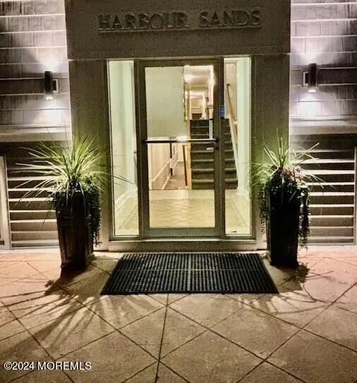 Belmar, New Jersey 07719, United States, 1 Bedroom Bedrooms, ,1 BathroomBathrooms,Residential,Pending,41410