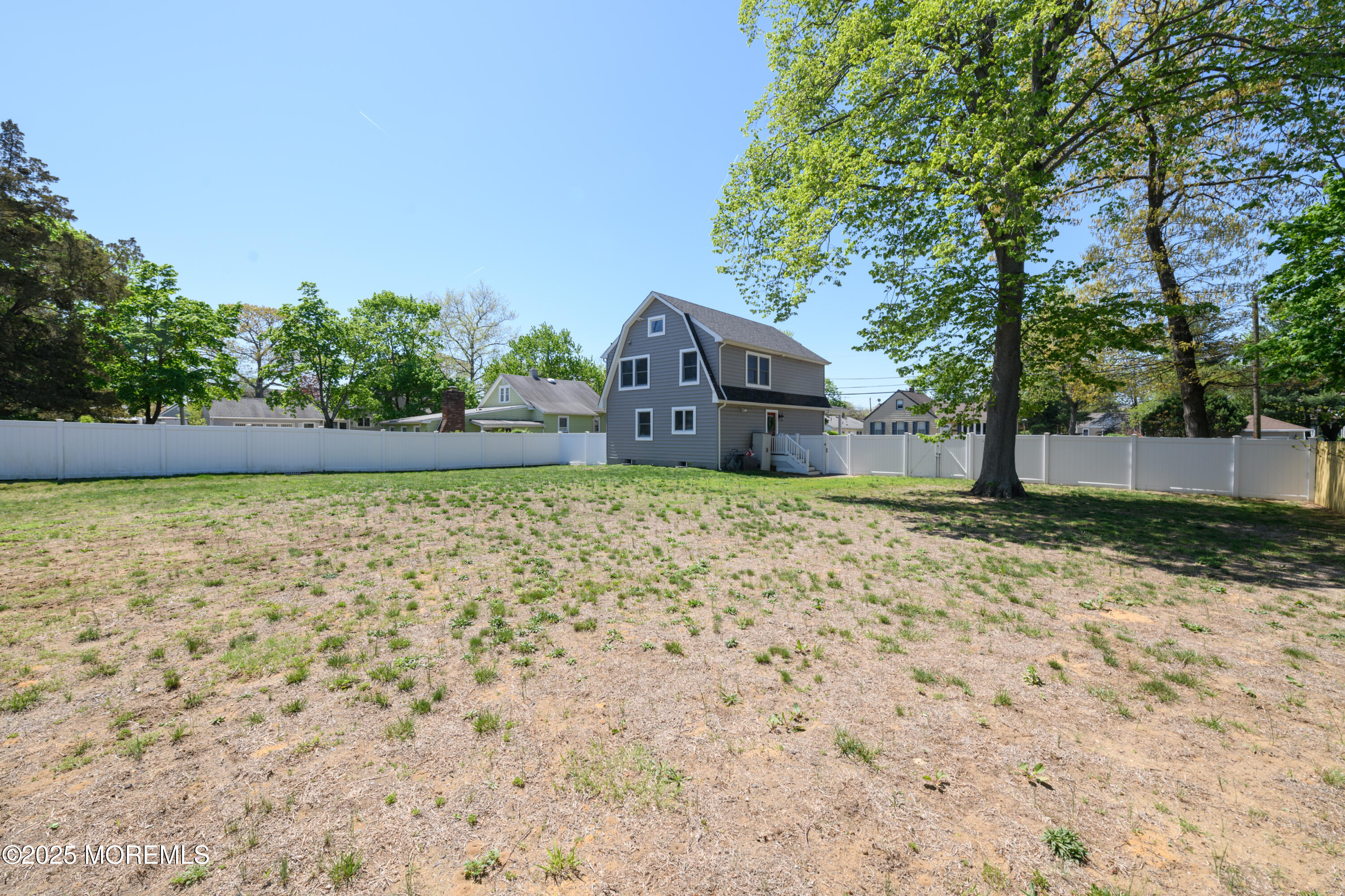 547 Greene Avenue, Belford, New Jersey image 25