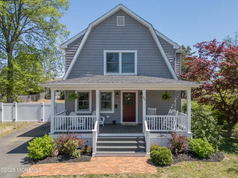 547 Greene Avenue, Belford, NJ 07718 - MLS#: 22512539