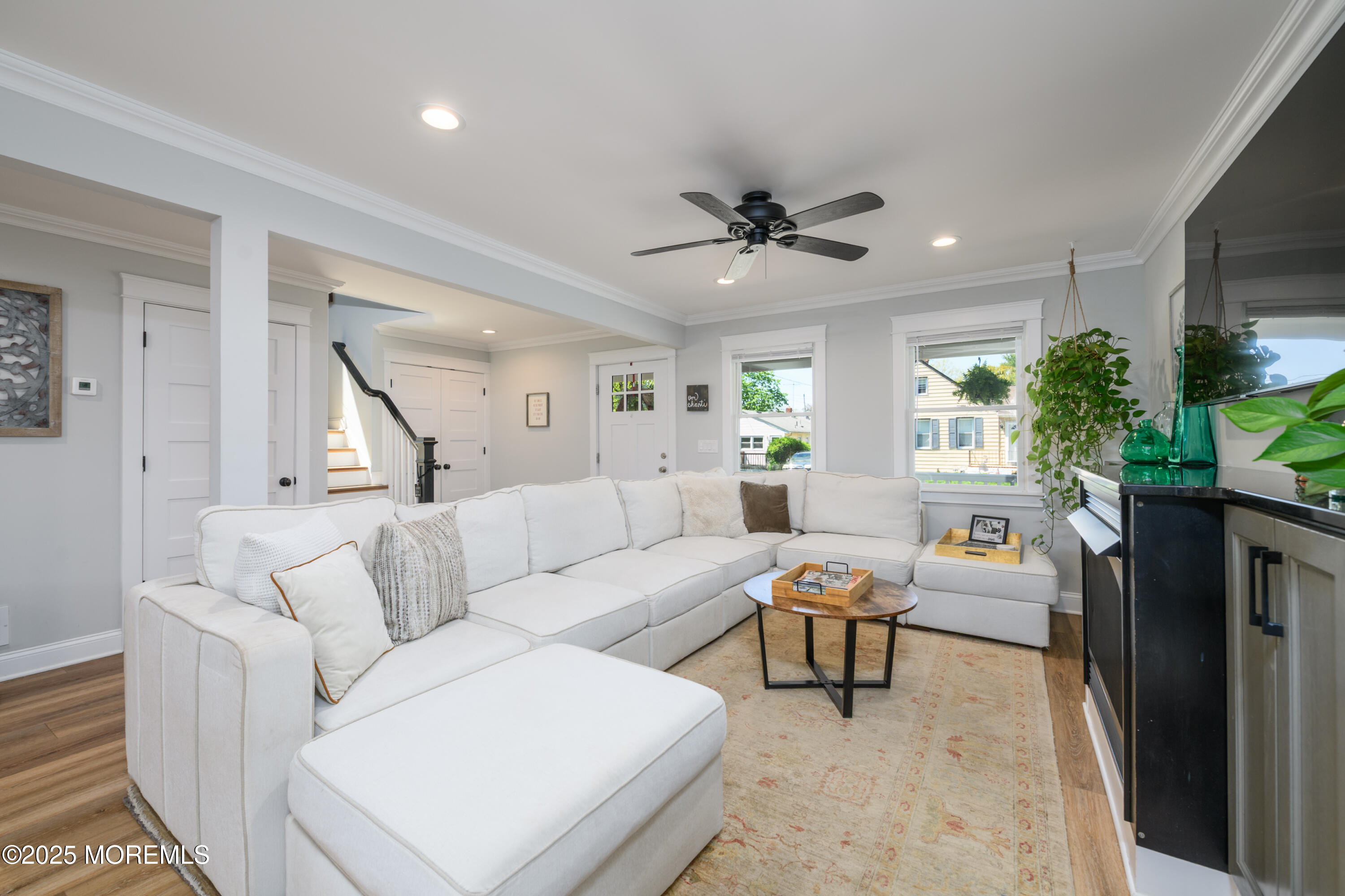 547 Greene Avenue, Belford, New Jersey image 9