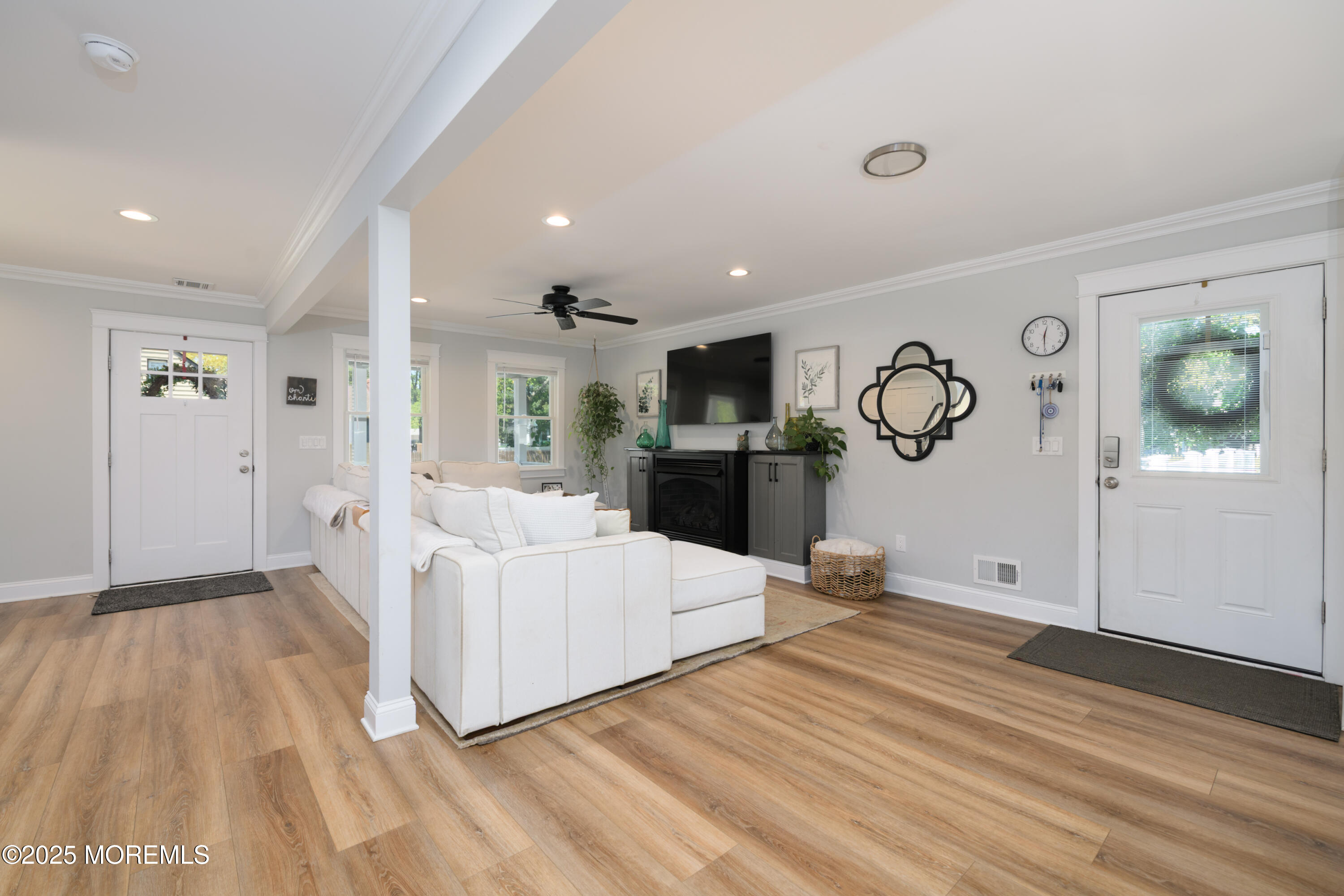 547 Greene Avenue, Belford, New Jersey image 17